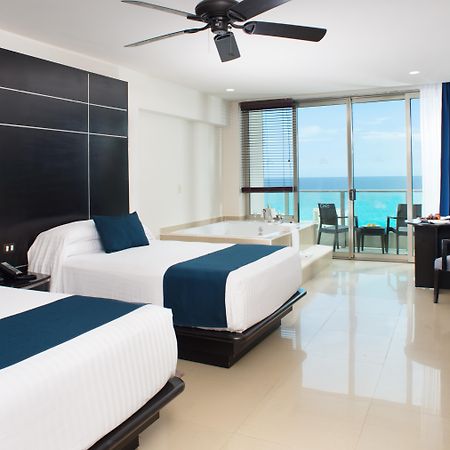 Seadust Cancun Family Resort Exterior photo
